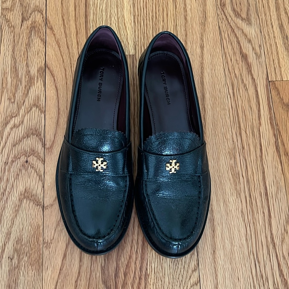 Tory Burch classic black loafers